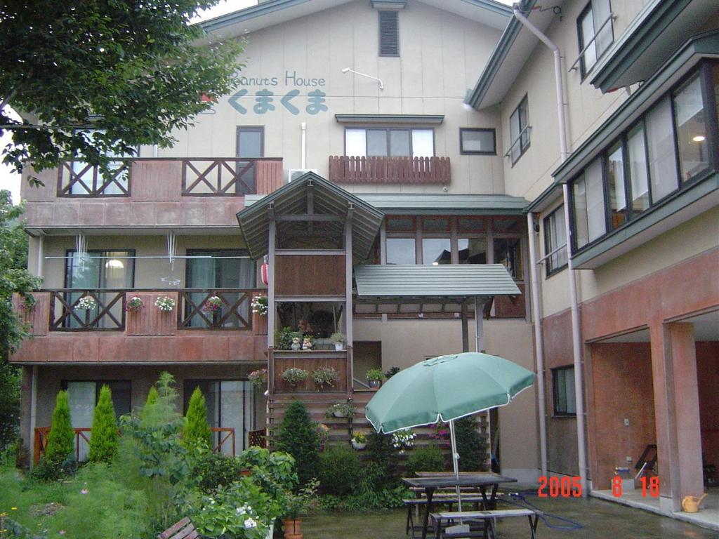 Peanuts House Kumakuma Hotell Nozawaonsen Rum bild